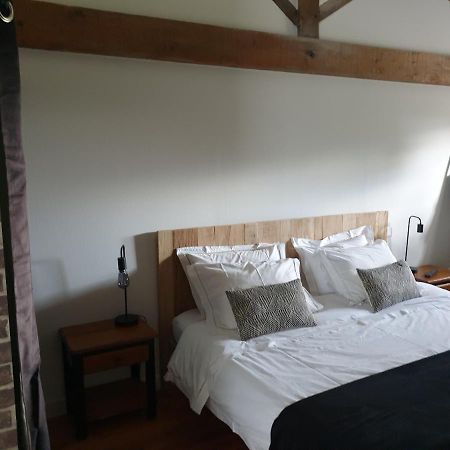 Aux Charmes D'Antan Hotel La Pommeraie-sur-Sevre Bagian luar foto