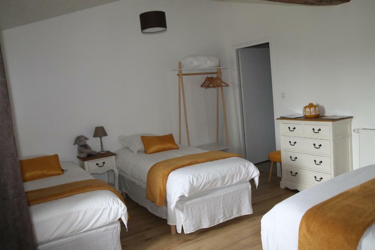 Aux Charmes D'Antan Hotel La Pommeraie-sur-Sevre Bagian luar foto